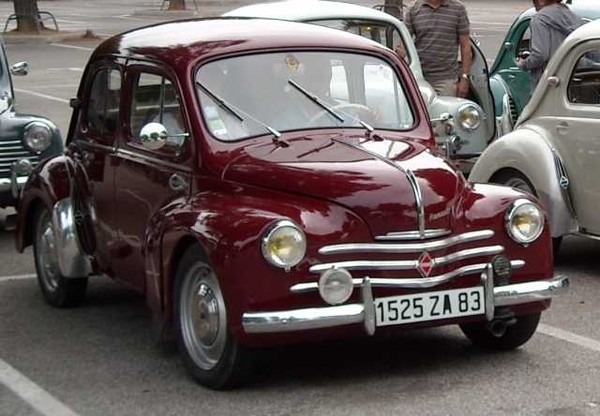 19 eme photo de 4cv